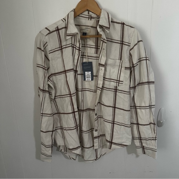Universal Thread Plaid Button Down Shirt - Cream and Brown - Picture 1 of 4